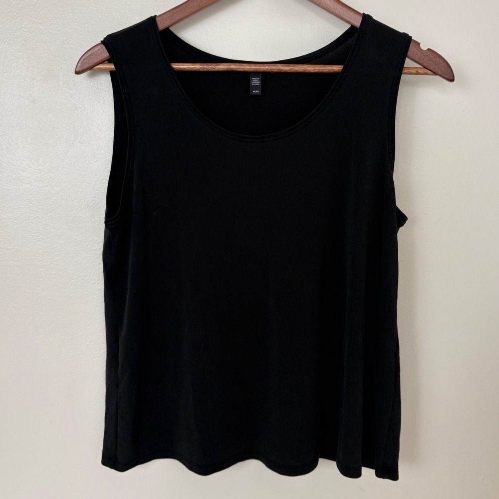Eileen Fisher Tank Top Women Medium Black Shell‎ Silk Scoop Neck Quiet Luxury
